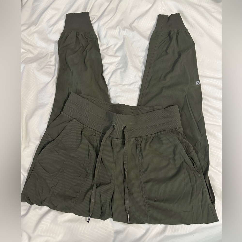 Lululemon studio joggers
